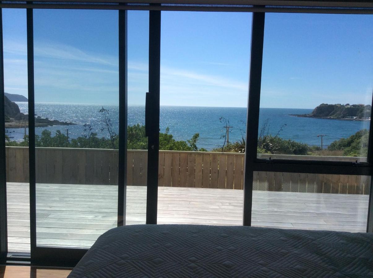 Ātahu Bed & Breakfast Porirua Bagian luar foto