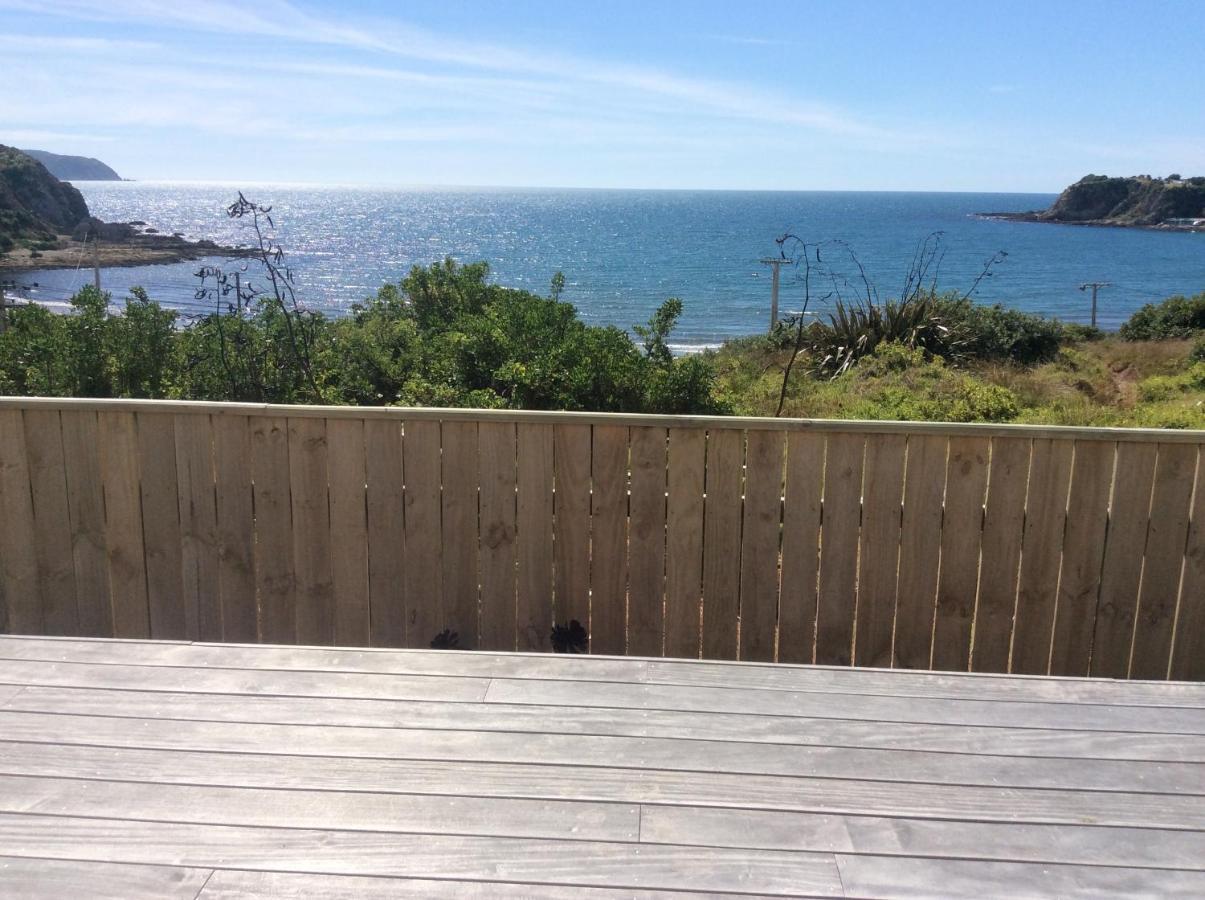 Ātahu Bed & Breakfast Porirua Bagian luar foto